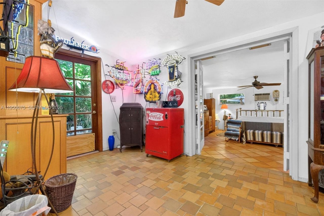 25 NW 104th St, Miami Shores, FL 33150 Photo