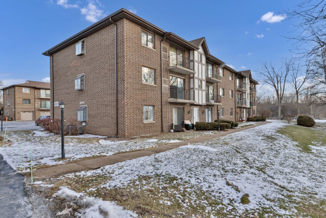 1754 S Washington Street, Unit 1754, Naperville, IL 60565 Main Photo