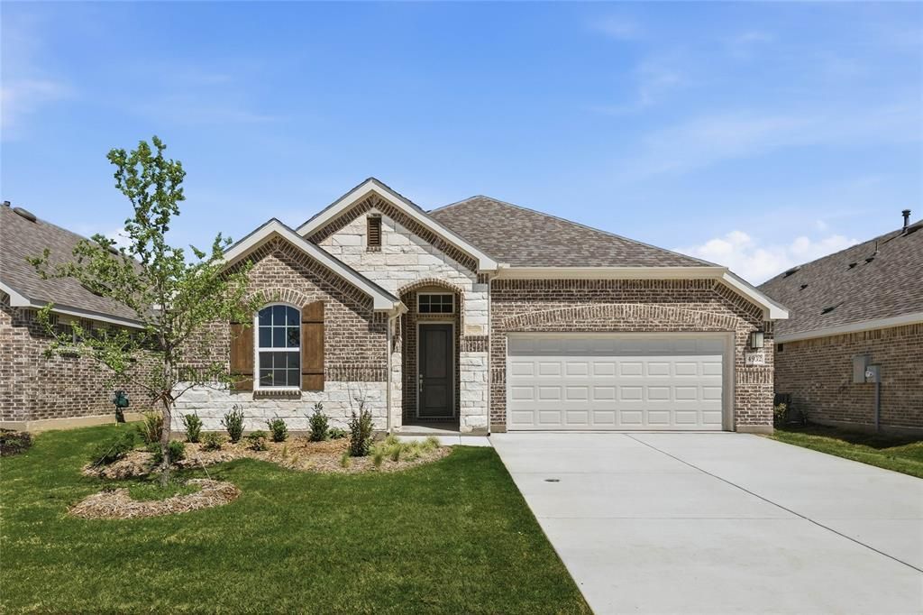 4932 Water Lily Lane, Fort Worth, TX 76036 Main Photo