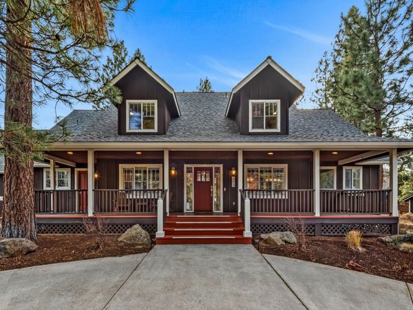 693 E Tyler Avenue, Sisters, OR 97759