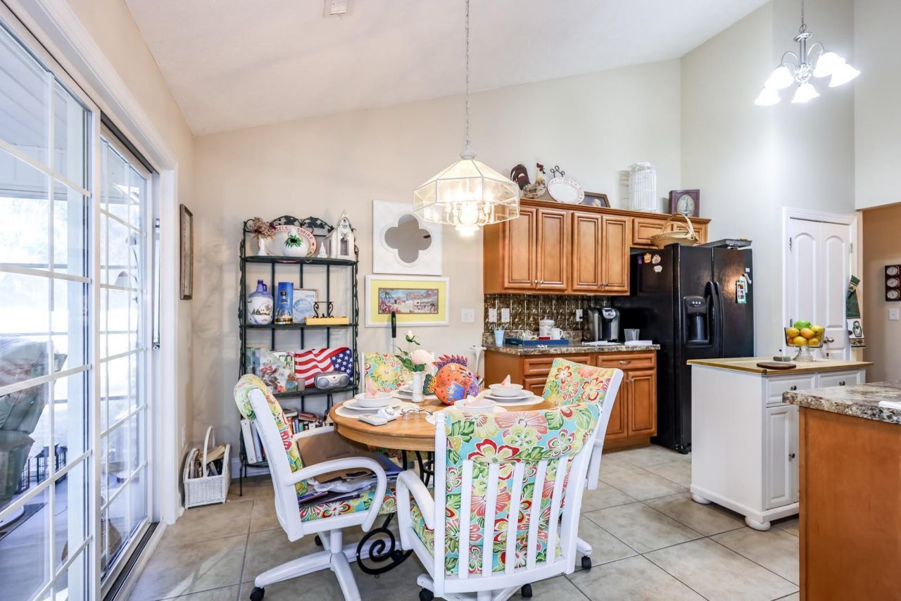 147 Quail Hollow Rd. Photo 4