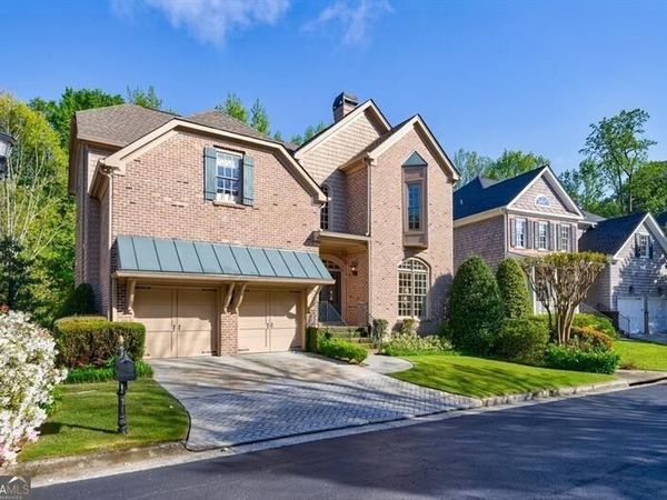 1144 Brookhaven Commons Drive NE, Atlanta, GA 30319