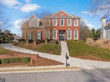 3236 Copper Creek Lane NE, Buford, GA 30519