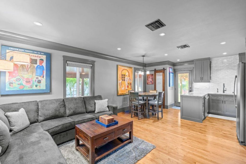 236 W 24th Street, Riviera Beach, FL 33404 Photo