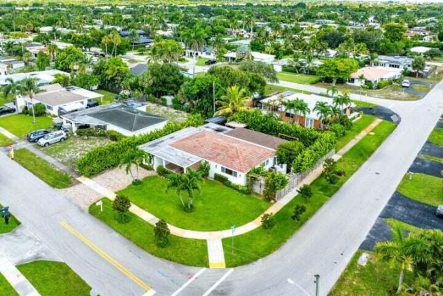499 NE 28th Road, Boca Raton, FL 33431 Photo