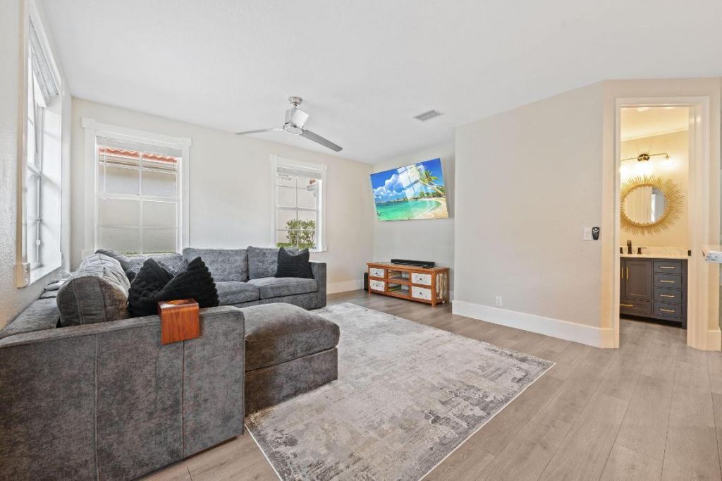 622 Castle Drive, Palm Beach Gardens, FL 33410 Photo