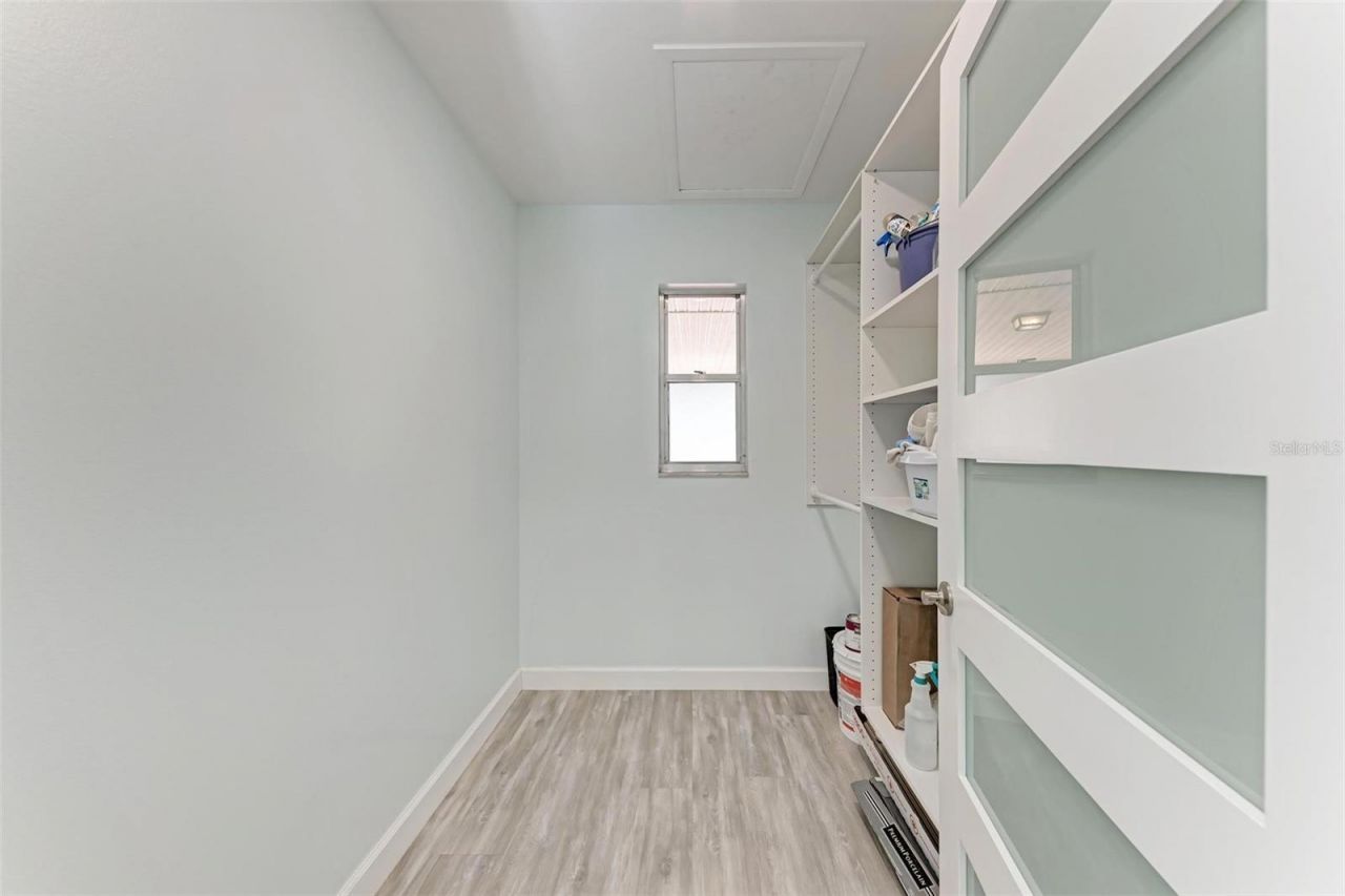 390 301 Boulevard W, Unit 8C, Bradenton, FL 34205 Photo