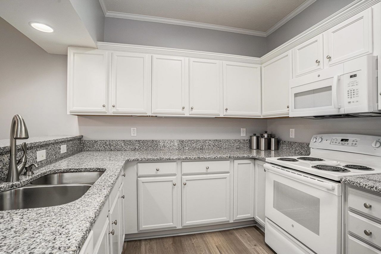 148 Scotch Broom Dr. Photo 6