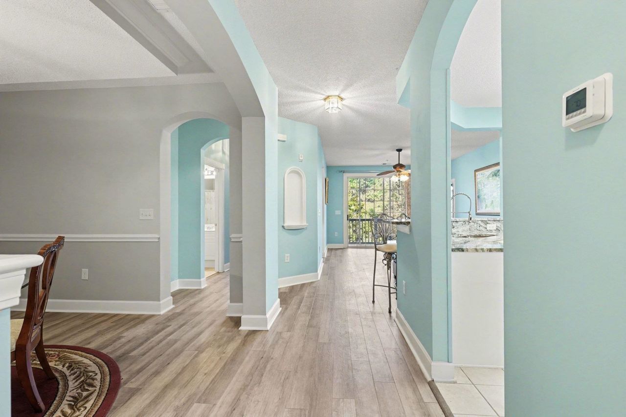 2241 Waterview Dr. Photo 5