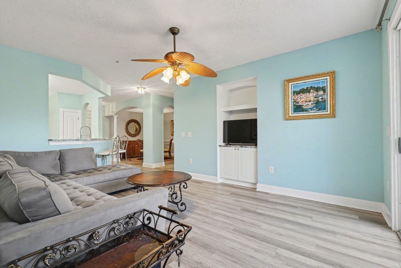 2241 Waterview Dr. Photo 8