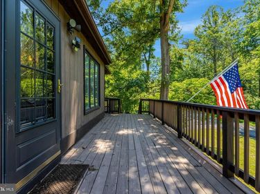8844 MCGRATH ROAD, MANASSAS, VA 20112