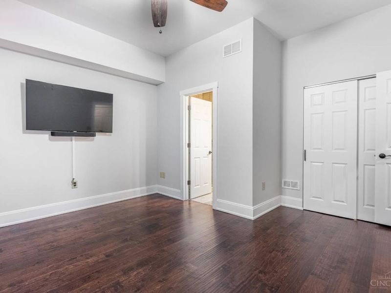 507 W Mcmicken Avenue, Cincinnati, OH 45214 Photo 19