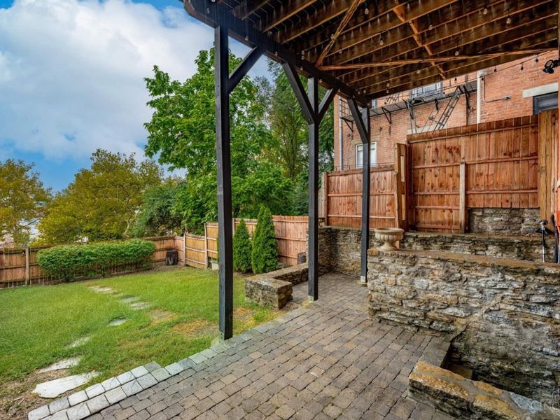 507 W Mcmicken Avenue, Cincinnati, OH 45214 Photo 35