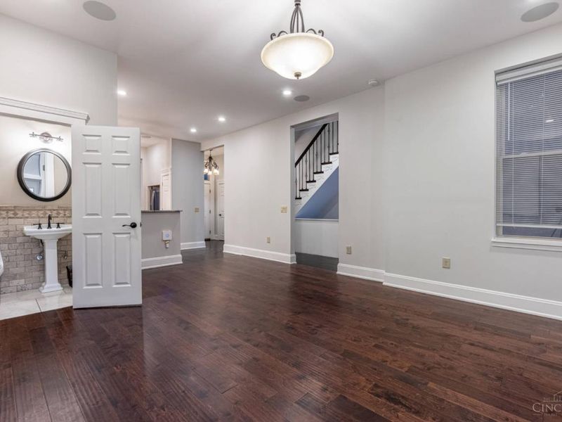 507 W Mcmicken Avenue, Cincinnati, OH 45214 Photo 8