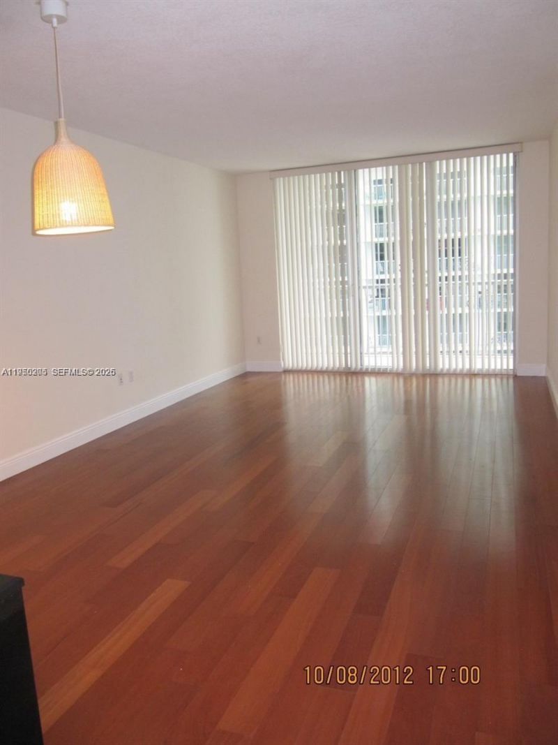 1750 N Bayshore Dr, Unit 3005, Miami, FL 33132 Photo