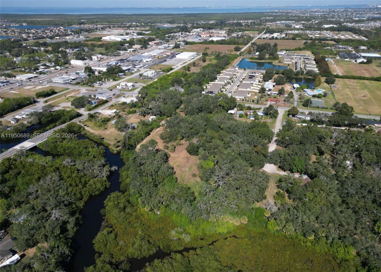 301 E Shell Point Road #77 , Tampa, FL 33570 Photo