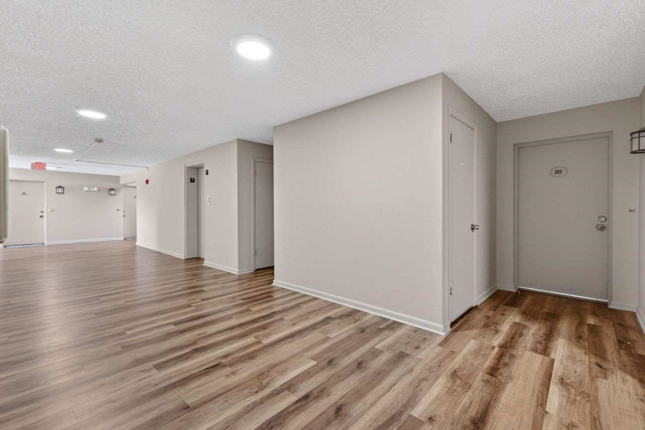 3150 Shorewood Ln, Unit 202, Fort Myers, FL 33907 Photo