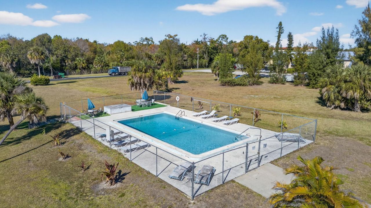 3150 Shorewood Ln, Unit 202, Fort Myers, FL 33907 Photo
