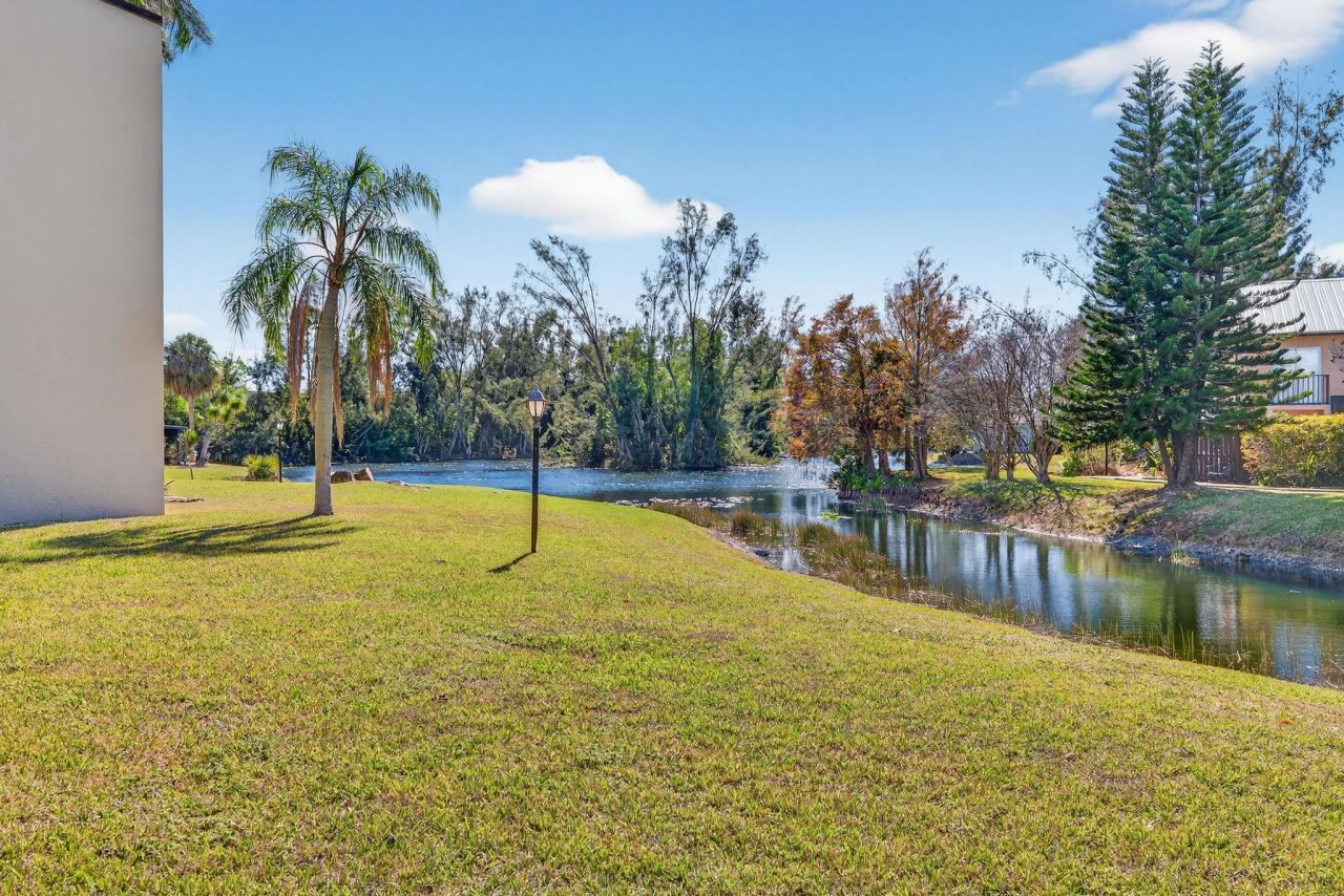 3150 Shorewood Ln, Unit 202, Fort Myers, FL 33907 Photo