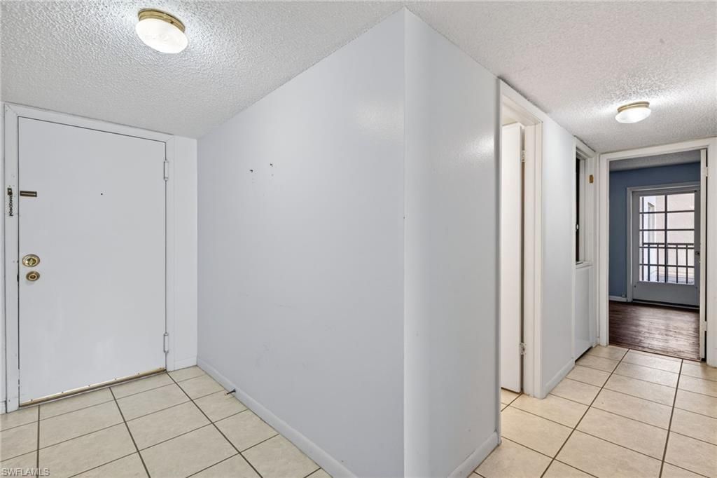 3150 Shorewood Ln, Unit 202, Fort Myers, FL 33907 Photo