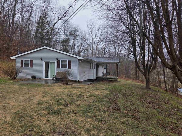 61 McAllister Trail, Flatwoods, KY 41139
