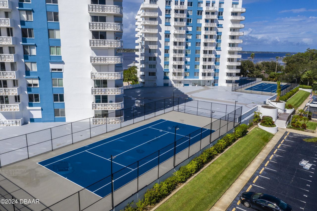 935 N Halifax Avenue, Unit 410, Daytona Beach, FL 32118 Photo