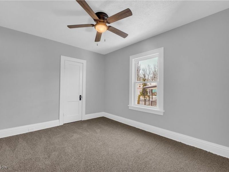 13021 West Avenue, Cleveland, OH 44111 Photo 15