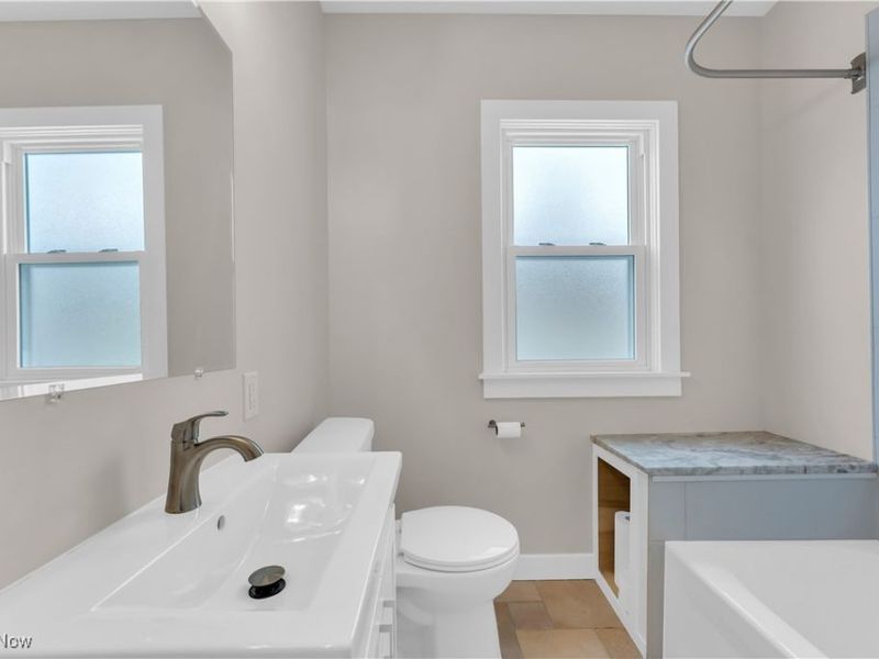 13021 West Avenue, Cleveland, OH 44111 Photo 17