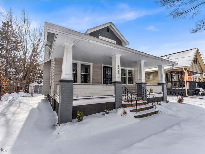 13021 West Avenue, Cleveland, OH 44111 Photo 2