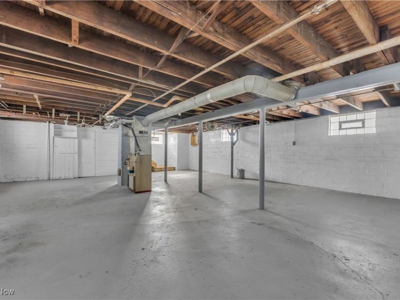 13021 West Avenue, Cleveland, OH 44111 Photo 24