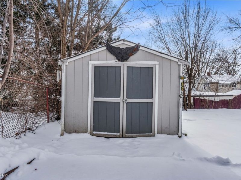 13021 West Avenue, Cleveland, OH 44111 Photo 27