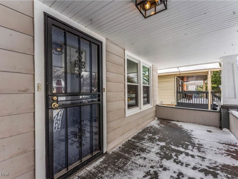 13021 West Avenue, Cleveland, OH 44111 Photo 3