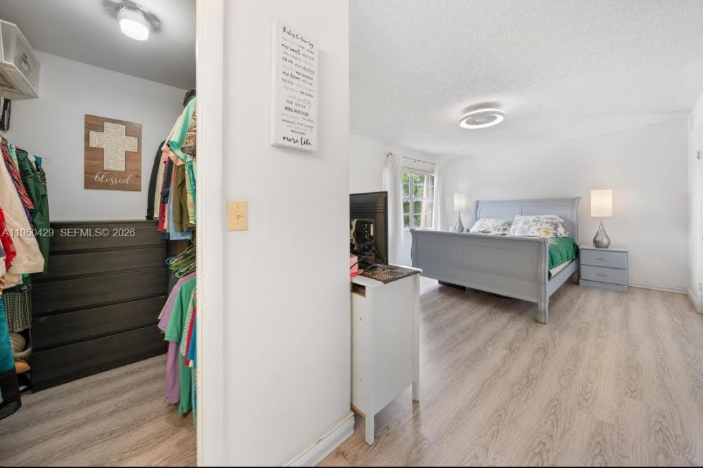 3561 NW 95th Ter, Unit 423, Sunrise, FL 33351 Photo