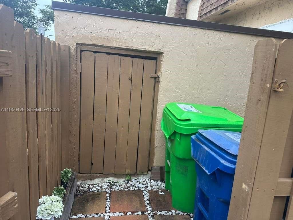 3561 NW 95th Ter, Unit 423, Sunrise, FL 33351 Photo