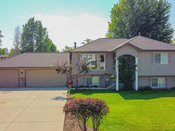 18306 E 9th Ave, Spokane Valley, WA 99016