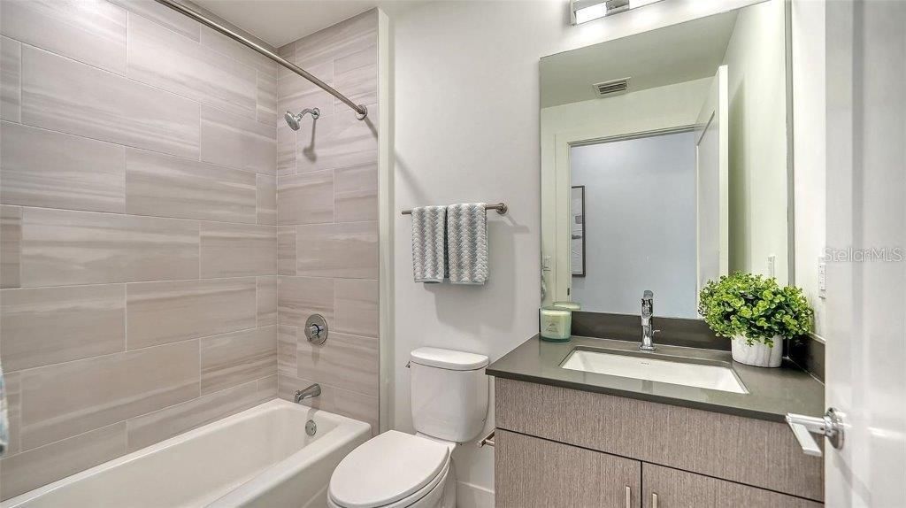 1709 N Tamiami Trail, Unit 502, Sarasota, FL 34234 Photo