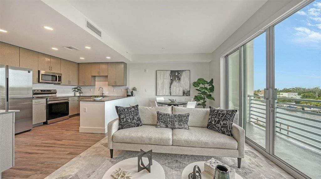 1709 N Tamiami Trail, Unit 502, Sarasota, FL 34234 Photo