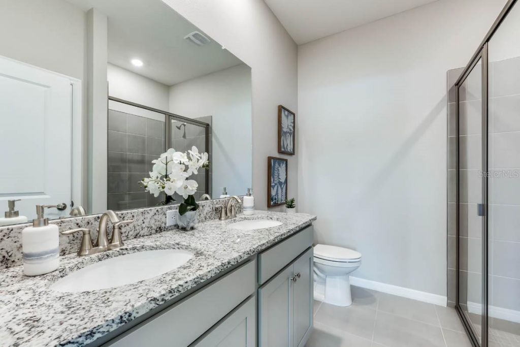 864 157th Court E, Bradenton, FL 34212 Photo