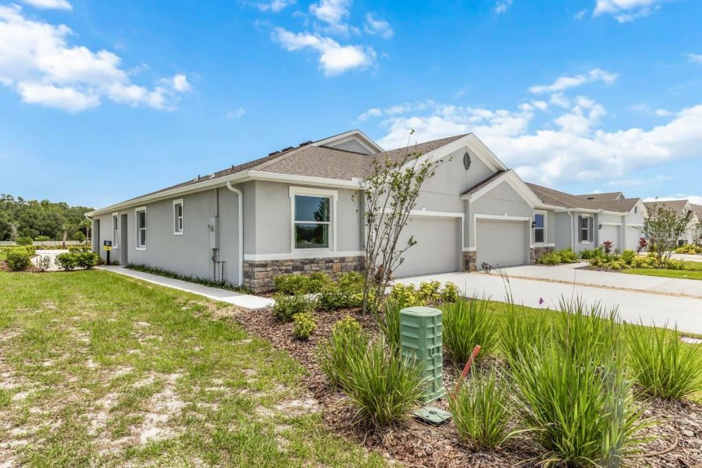 864 157th Court E, Bradenton, FL 34212 Photo