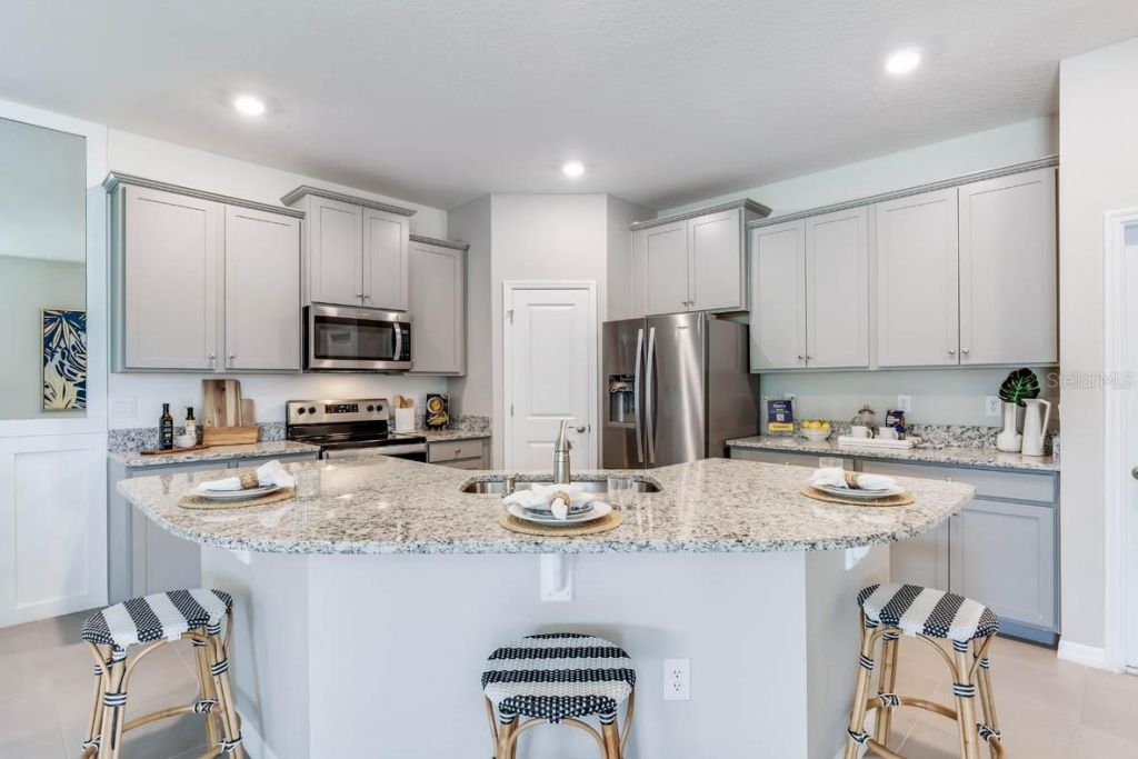 864 157th Court E, Bradenton, FL 34212 Photo