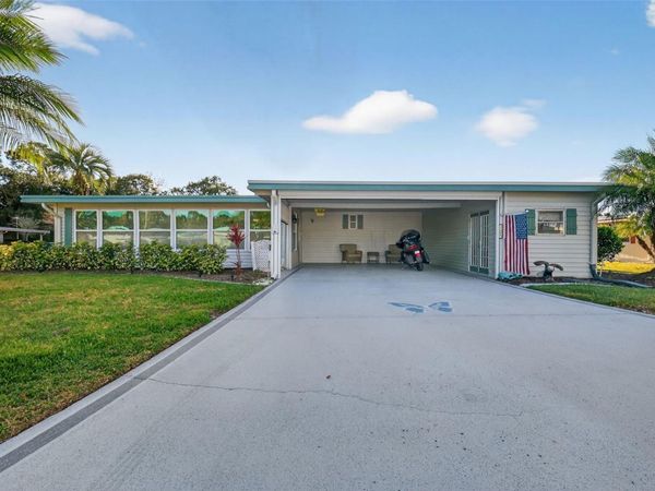 705 FALCON DRIVE, TAVARES, FL 32778