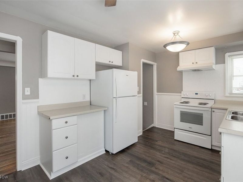 12328 Granger Road, Cleveland, OH 44125 Photo 22