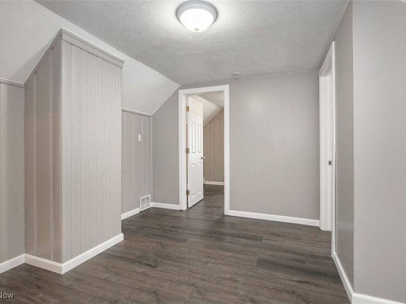 12328 Granger Road, Cleveland, OH 44125 Photo 24