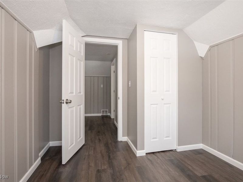 12328 Granger Road, Cleveland, OH 44125 Photo 29