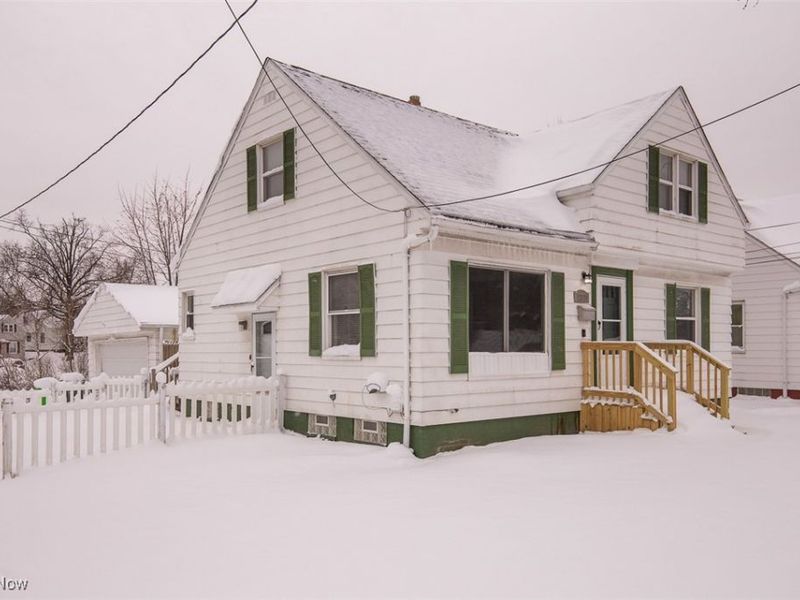 12328 Granger Road, Cleveland, OH 44125 Photo 3