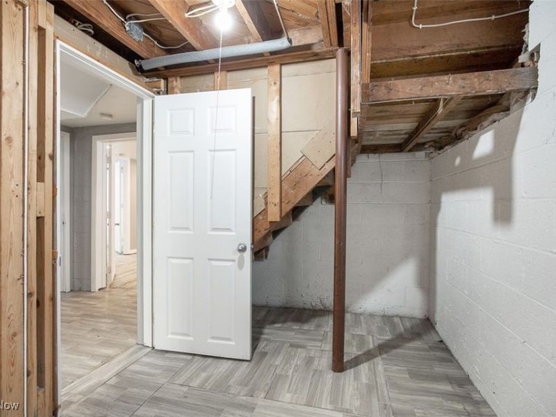 12328 Granger Road, Cleveland, OH 44125 Photo 31