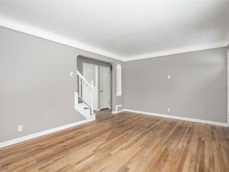 12328 Granger Road, Cleveland, OH 44125 Photo 8