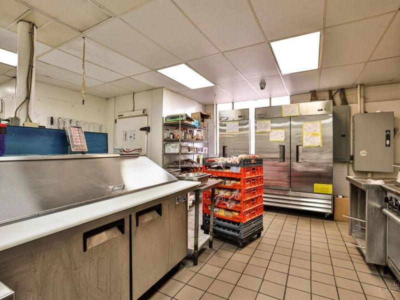 762 W Main Street, Blanchester, OH 45107 Photo 6