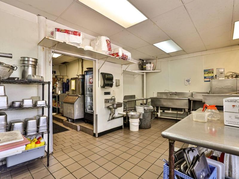 762 W Main Street, Blanchester, OH 45107 Photo 7