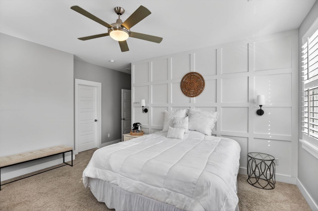 706 Kent Street Photo 43